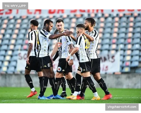 昂热1-1勒阿弗尔，保级关键战各取一分